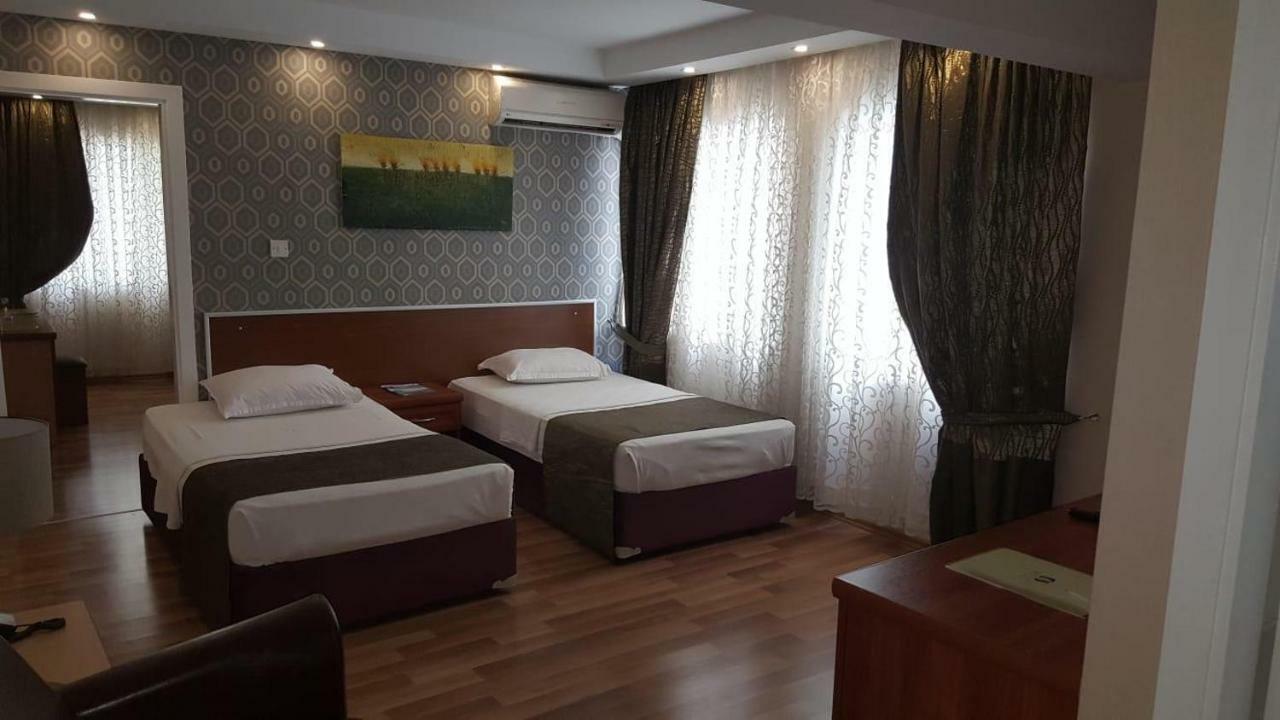 Life Hotel Кіренія Екстер'єр фото