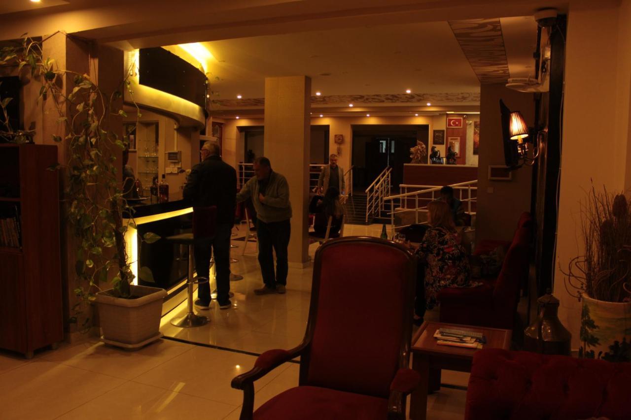 Life Hotel Кіренія Екстер'єр фото